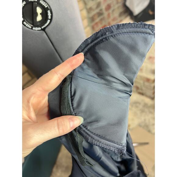 Dress 1980s Navy pleated bodice swing skirt shoulder pads - Picture 10 of 10